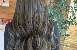 イヤリングカラー